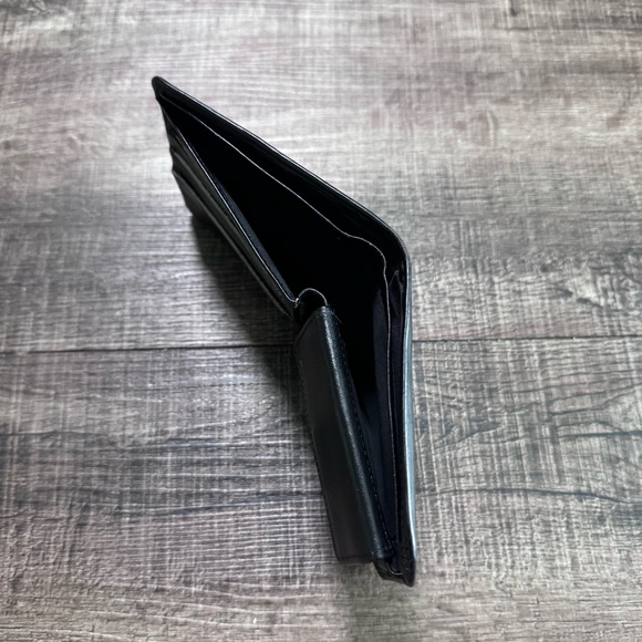 Louis Vuitton Textured Black Card Holder